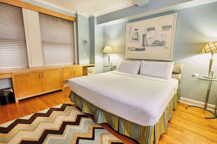 Room 80 of 184